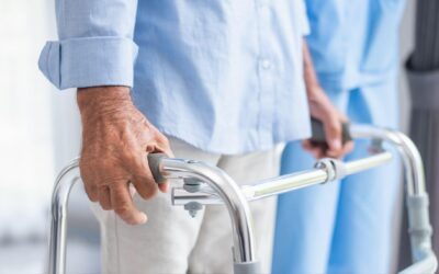 ALS Symptoms in Women and Men: Frequently Overlooked Early Signs